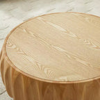 Table basse ronde en bois de 31,5 pouces, table centrale sculptée en bois cannelé de style moderne du milieu du siècle pour salon ou appartement