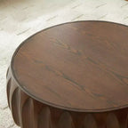 Table basse ronde en bois de 31,5 pouces, table centrale sculptée en bois cannelé de style moderne du milieu du siècle pour salon ou appartement