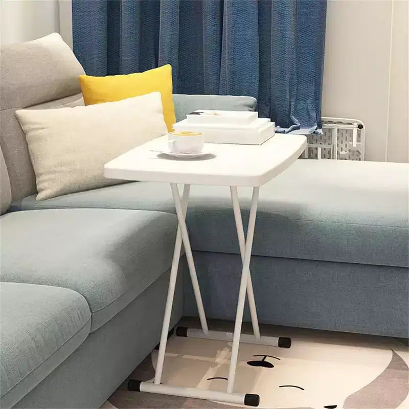 Petite table pliante réglable en hauteur, plateau TV pliant portable en plastique avec cadre en X métallique, table rectangulaire pour ordinateur portable et goûter pour chambre et salon
